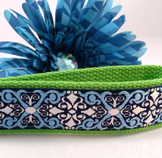 Handmade Jacquard Ribbon Keychain, College Graduation Gift for her, I Miss You Gift, Mom Gift from Son