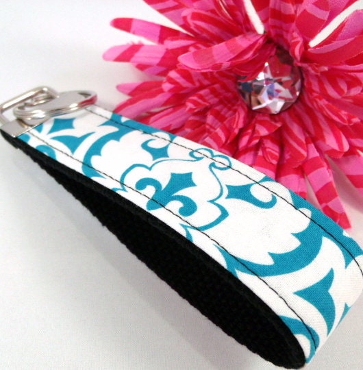 Damask Key Fob in Aqua
