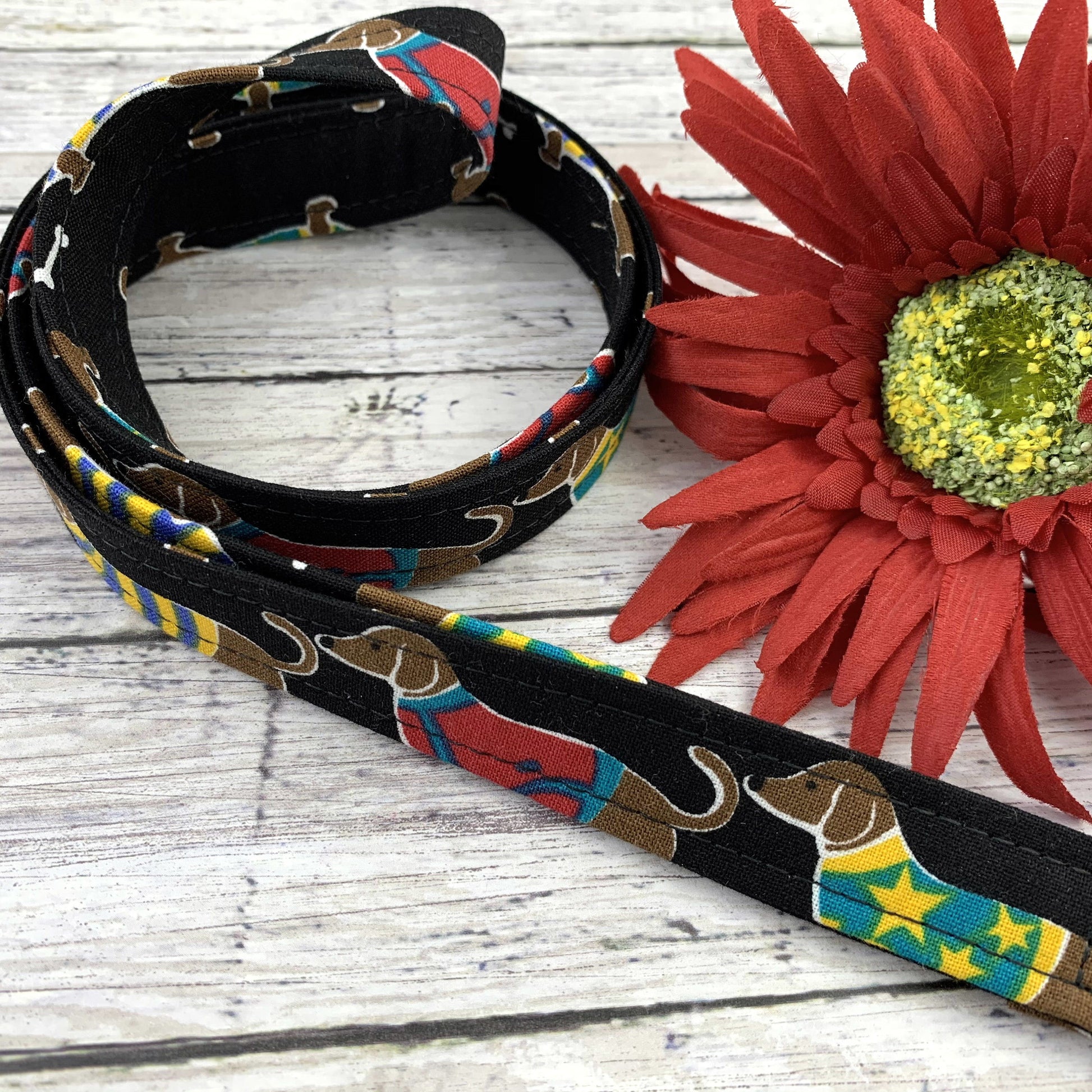 Handmade Dachshund Lanyard, Popular Right Now, Trending Now, Dog Lanyard, Dog Mom, Sausage Dog, Dog Lover Gift, Teacher Lanyard, Dog Lover
