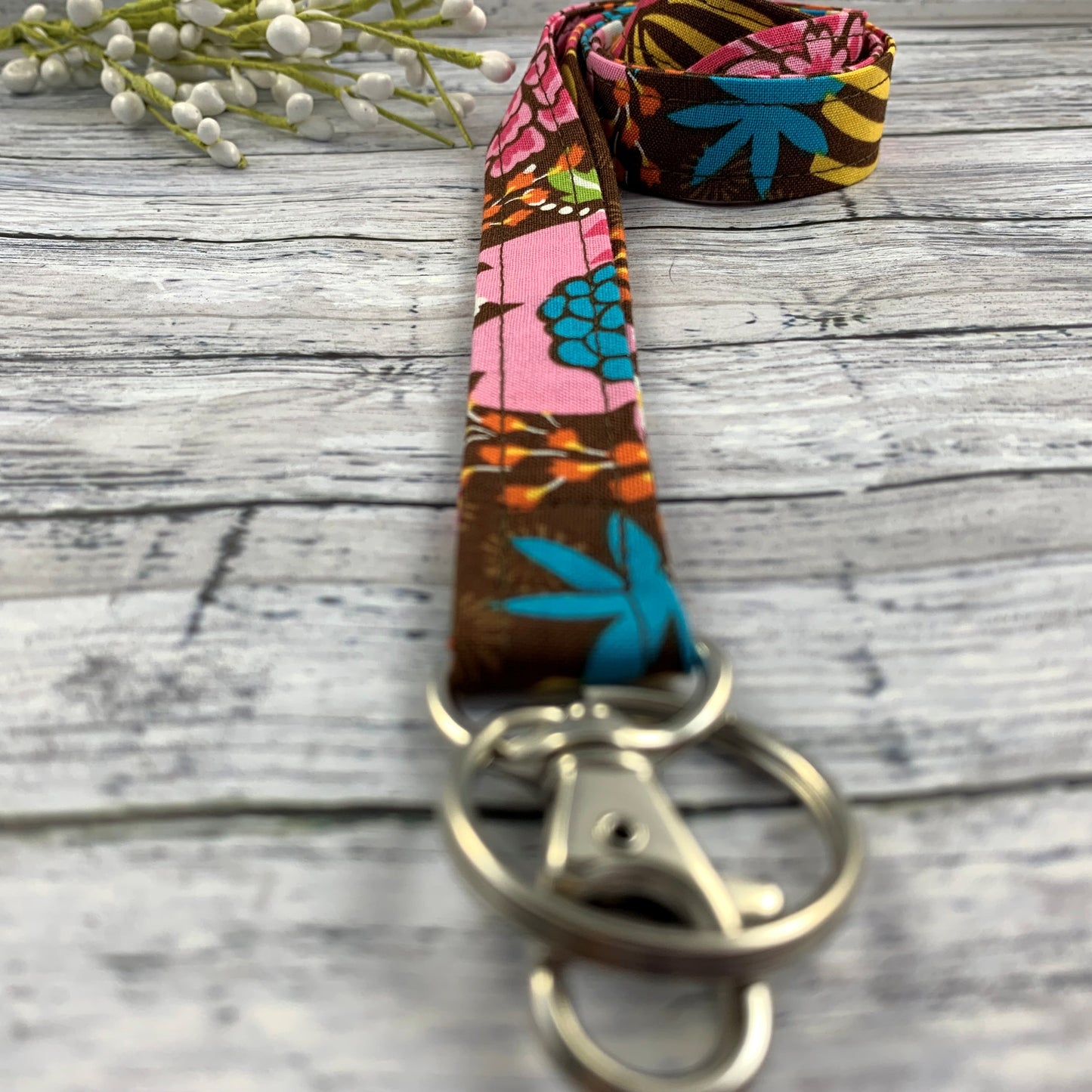 Floral lanyard, Lanyard for Keys, Trending Now, Teacher Life, Lanyard for Badge, Lanyard Keychain, Nurse Lanyard, Fabric Lanyard, Nurse Life