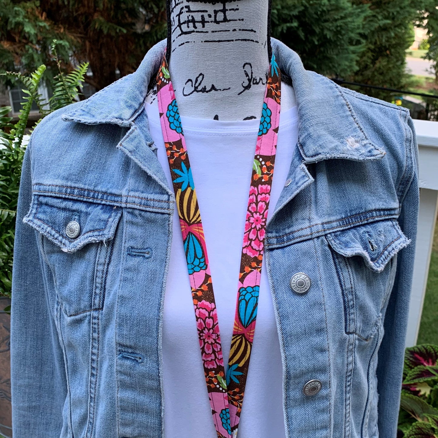 Floral lanyard, Lanyard for Keys, Trending Now, Teacher Life, Lanyard for Badge, Lanyard Keychain, Nurse Lanyard, Fabric Lanyard, Nurse Life