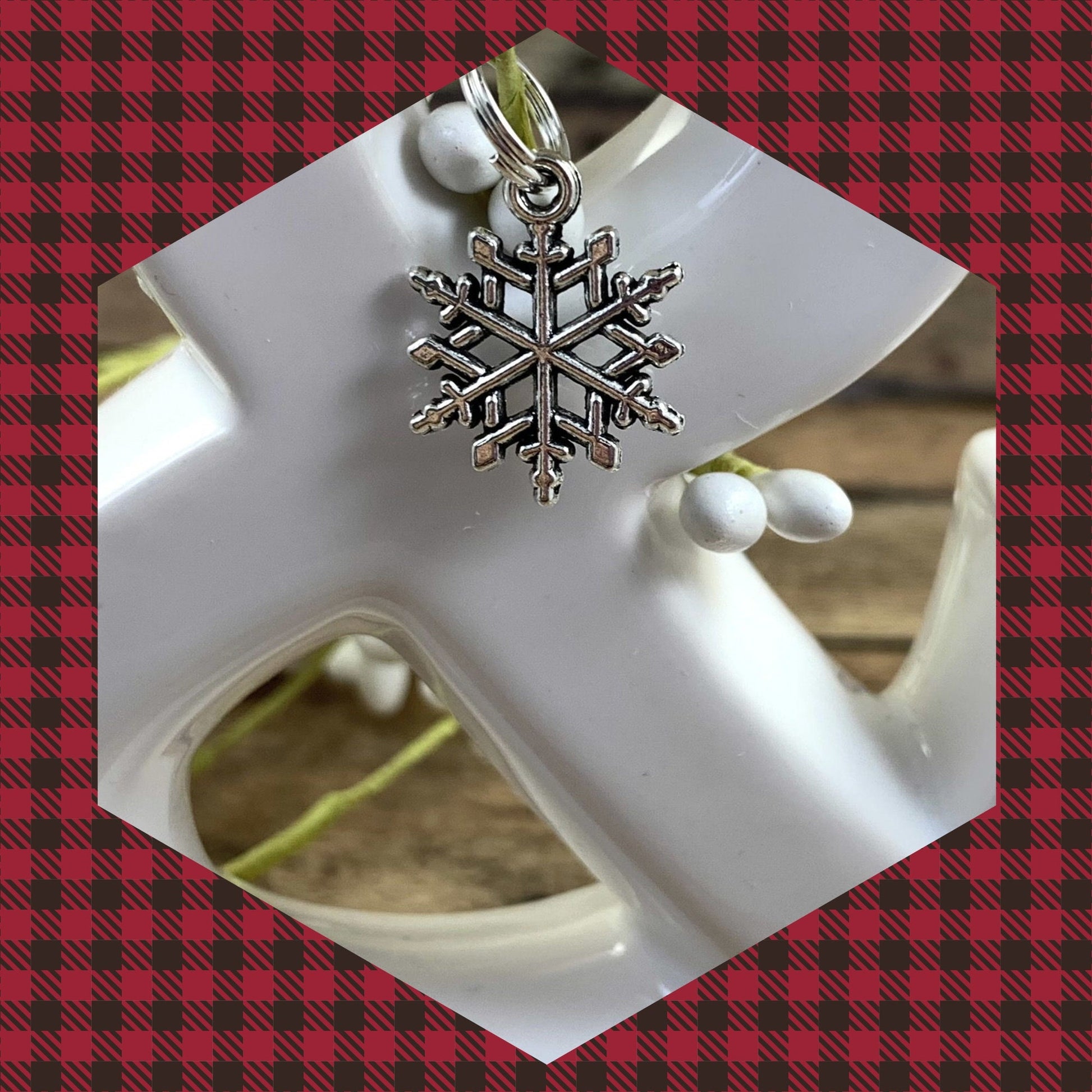 Handmade Snowflake Lanyard, Cute Lanyard with ID holder, Popular Right Now, Teacher Lanyard with ID holder, Snowflakes, Librarian Gifts