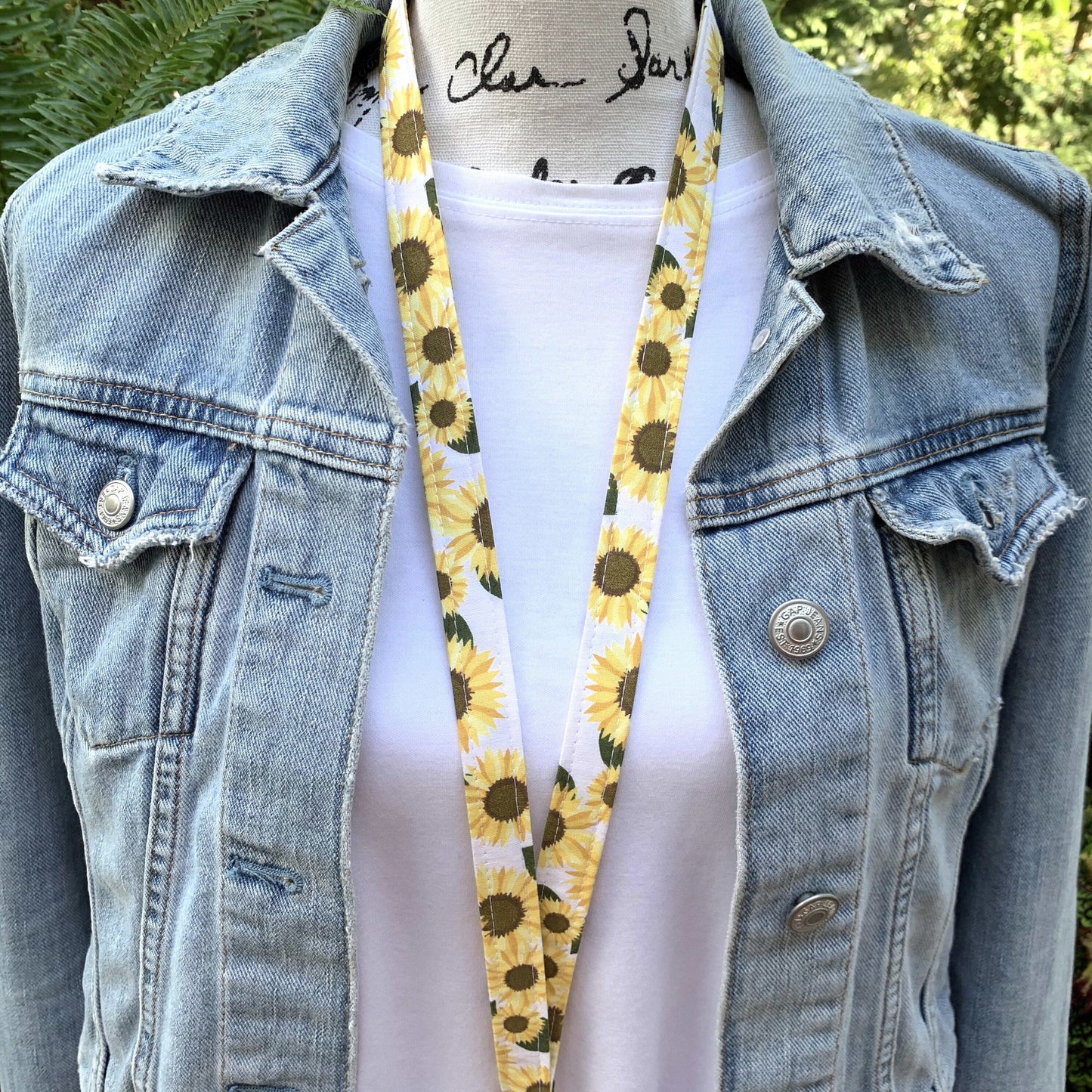 Sunflower Lanyard | Fabric Lanyard | Badge ID Holder | Name Tag Lanyard | Keychain | Lanyard for Keys | Floral Lanyard | Sunflowers