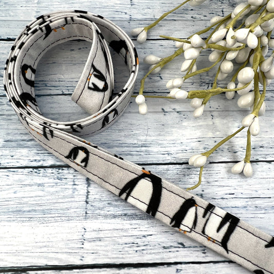 Handmade Penguin Lanyard, Popular Right Now, Teacher Lanyard, New Teacher Gifts, Penguin Gift, Cute Lanyard for Keys, Penguin Lover's