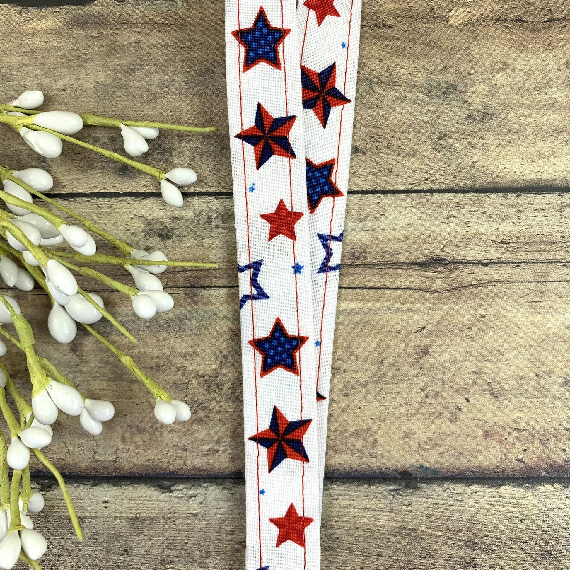 Handmade Stars Lanyard, Cute Lanyard with ID holder, Patriotic Lanyard, Teacher Lanyard with ID holder, Lanyard for keys, Librarian Gifts