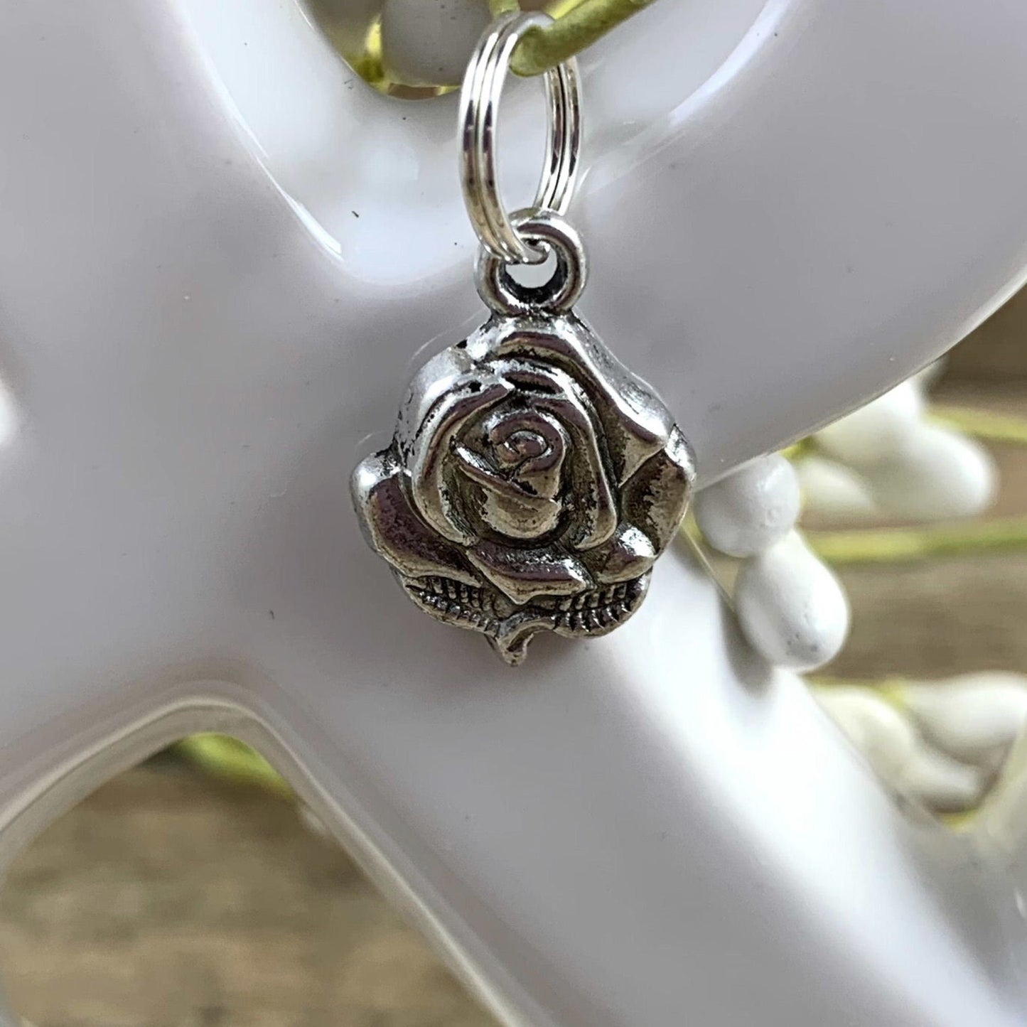 Floral lanyard, Lanyard for Keys, Trending Now, Teacher Life, Lanyard for Badge, Lanyard Keychain, Nurse Lanyard, Fabric Lanyard, Nurse Life